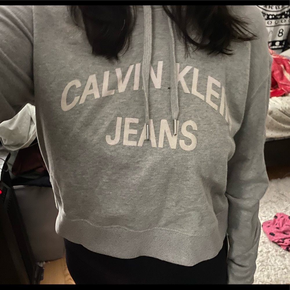 Calvin Klein cropped sweatshirt